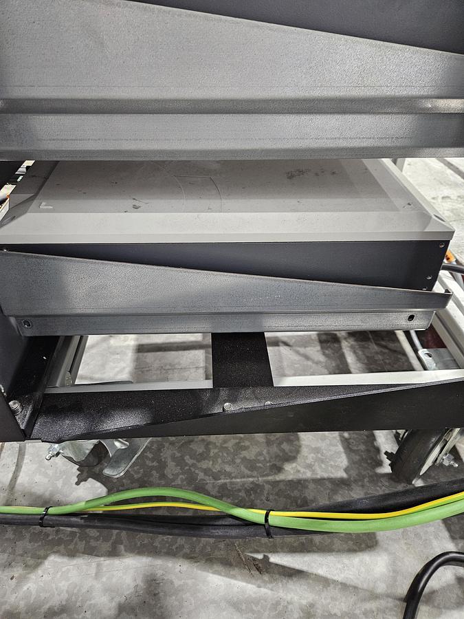 Used KUKA KR10 R1100-2HO Food Grade Industrial Robot With KRC5 Micro Controller