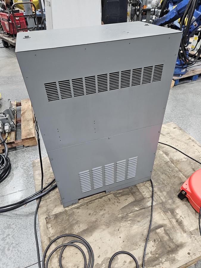 Used Fanuc M-710ib/45 Industrial Robot With R-J3ib Controller