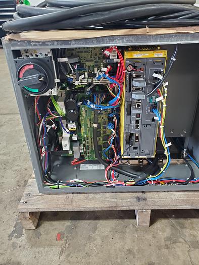 Refurbished Fanuc M-20ia/35M Industrial Robot With R-30ib Controller - Refurbished