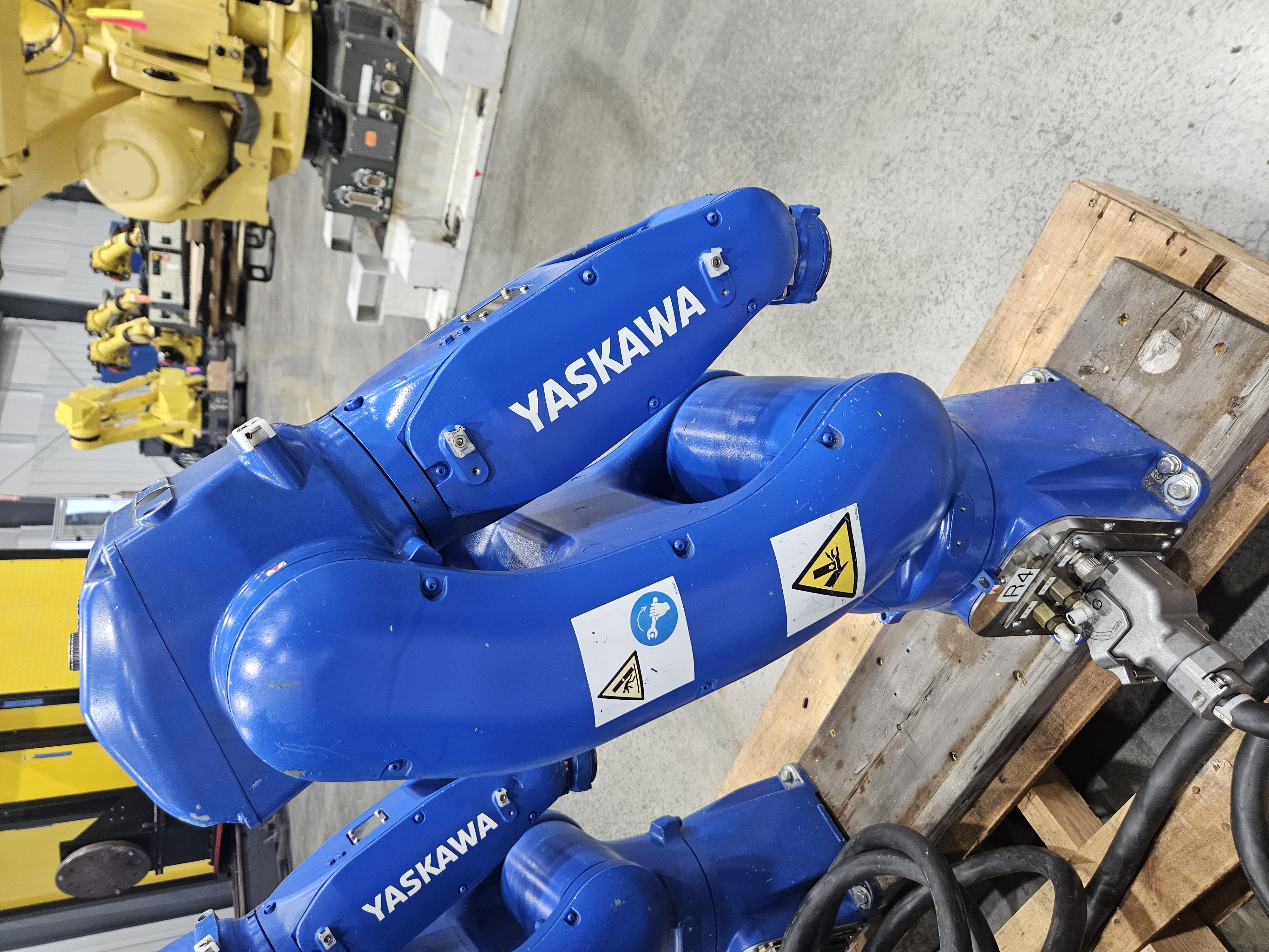 Used Dual Arm Yaskawa GP8 Industrial Robots W/ YRC1000 Controller
