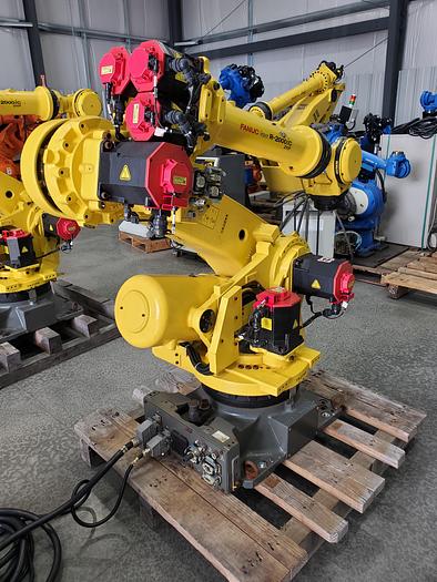 Used Fanuc R-2000ic/210F Industrial Robot With R-30ib Controller