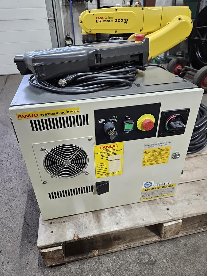 Used Fanuc LR Mate 200iD/7WP Industrial Robot With R-30ib Controller