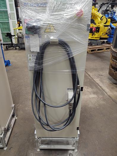 Used 2013 Yaskawa Motoman MH6-10 Industrial Robot with DX100 Controller