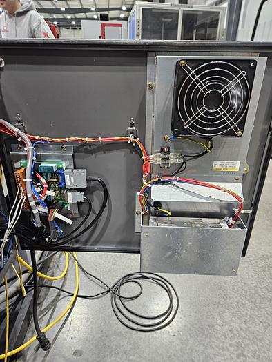 Used Fanuc Arcmate 100ibe E Cell 