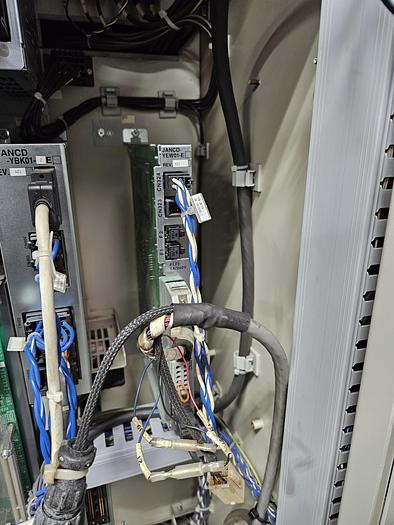 Used Yaskawa Motoman MA1400 With DX100 Controller and Miller Auto Axcess 450