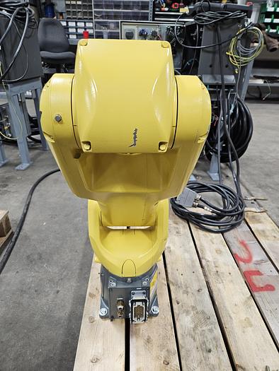 Used Fanuc LR Mate 200iD/7L Industrial Robot With R-30ib Plus Controller 