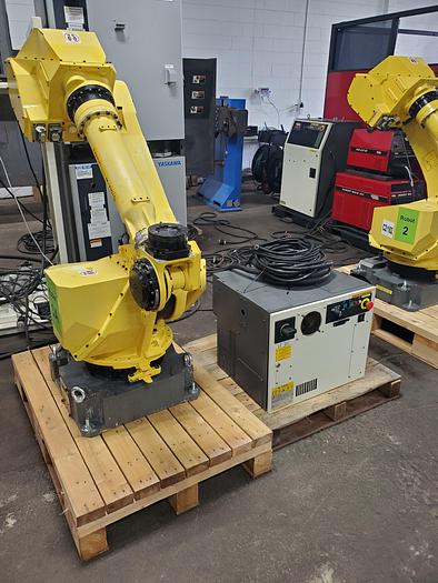 Used Fanuc M-710ic/70 Industrial Robot With R-30ib Controller