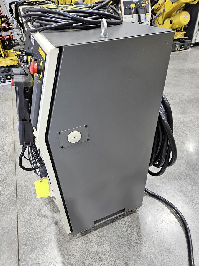 Used Fanuc R-2000ib/210F Industrial Robot With R-30ia Controller