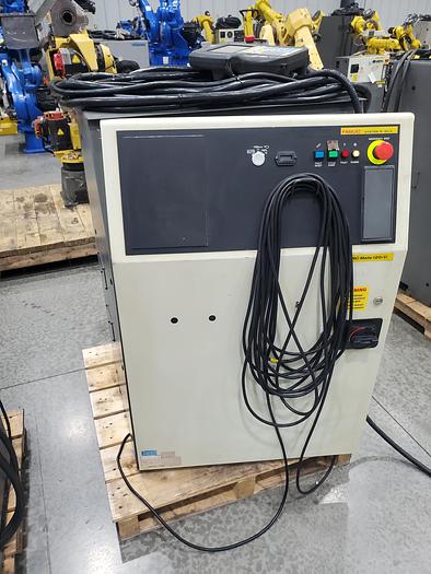 Used FANUC Arcmate 120ic Industrial Robot With R-30ia Controller