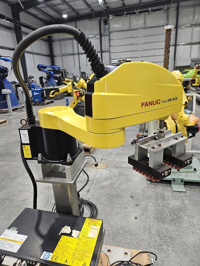 Used Fanuc SR-6ia Industrial SCARA Robot With R-30ib Controller Plus