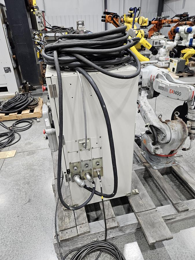 Used Yaskawa Motoman EA1400 Industrial Robot With XRC 2001 Controller