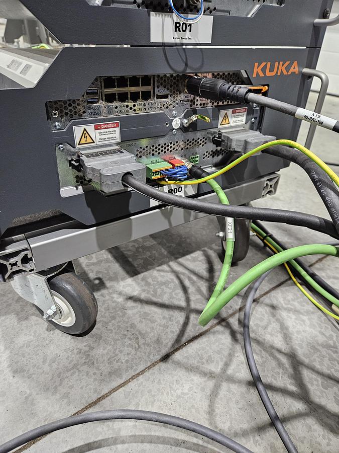 Used KUKA KR10 R1100-2HO Food Grade Industrial Robot With KRC5 Micro Controller