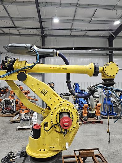 Used Fanuc M-900ia/260L Industrial Robot With R-30ia Controller