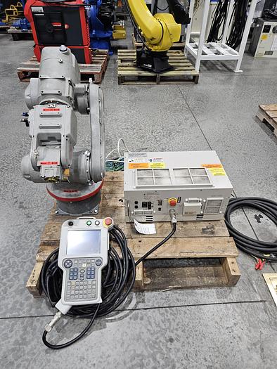 Used Yaskawa Motoman HP3C Industrial Handling Robot With NXC100 Controller