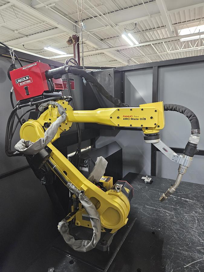 Used Lincoln Automate 5 Cell Fanuc Arcmate 0ib Industrial Welding Robot And R-30ib Controller