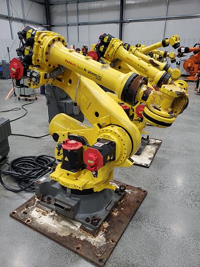 Used Fanuc R-2000ic/210F Industrial Robot With R-30ib Controller