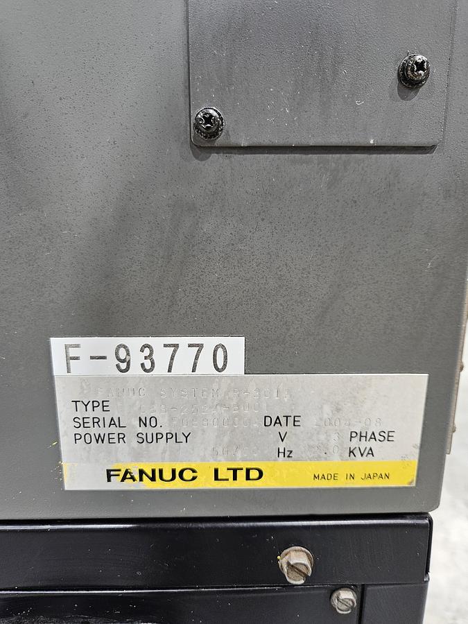 Used Fanuc Arcmate 100ic Industrial Robot With R-30ia Controller and Lincoln Powerwave i400