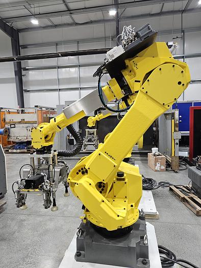 Used Fanuc M-710ic/50 With R30ib Plus controller and 1 vision camera 