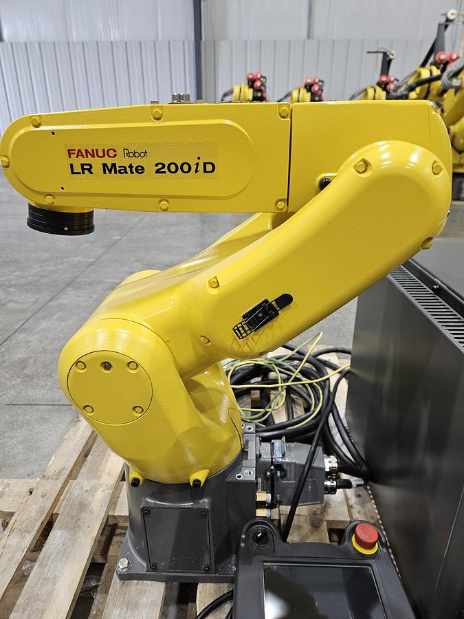 Used Fanuc LR Mate 200iD Industrial Robot With R-30ib Plus Controller