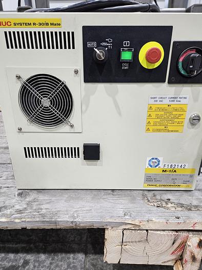 Used Fanuc M-1iA/1HL Industrial Spider Robot With R-30ib Controller