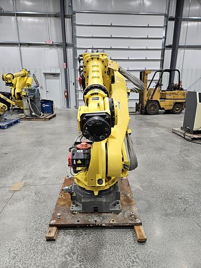Used Fanuc R-2000ib/165F Industrial Robot With R-30ia Controller