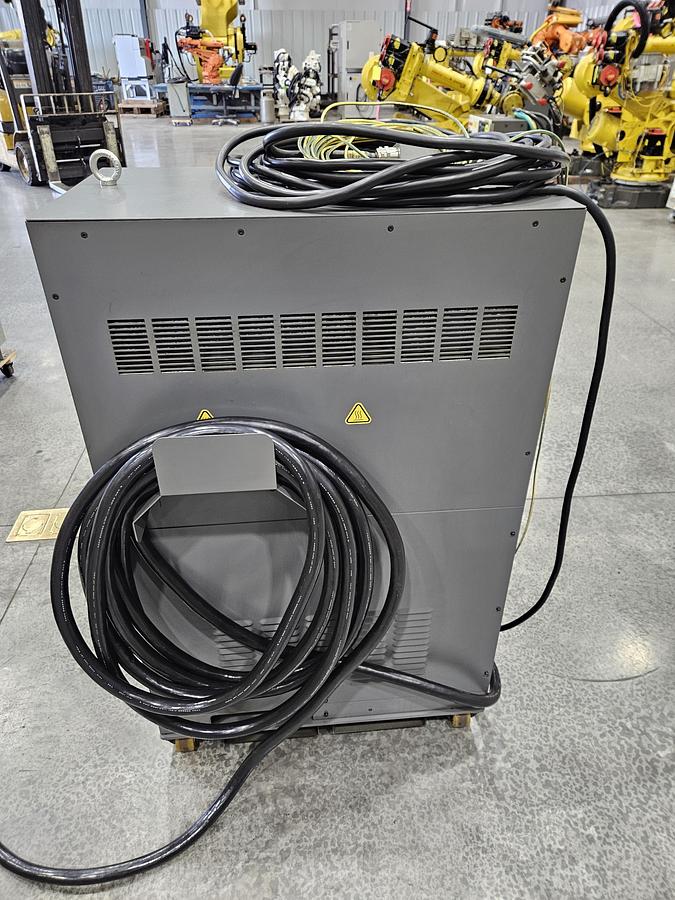 Used Fanuc R-2000ib/210F Industrial Robot With R-30ia Controller