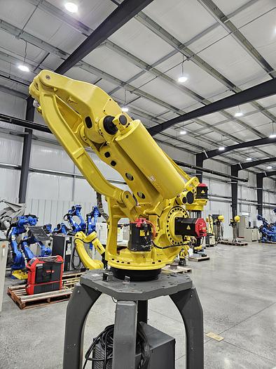 Used Fanuc M-410ib/300 Industrial Palletizing Robot - Very Low Hours