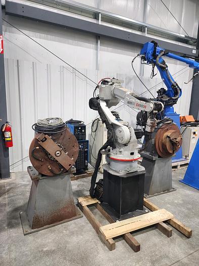 Used Yaskawa Motoman EA1900N Industrial Welding Robot With Miller Welder and Dual Headstock