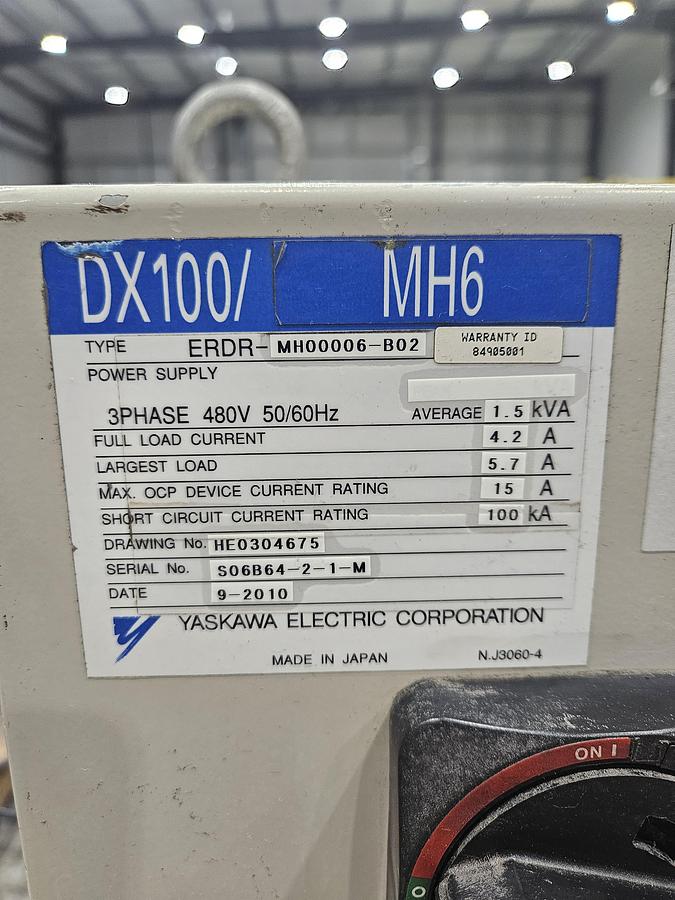 Used Yaskawa Motoman MH6 With DX100 Controller