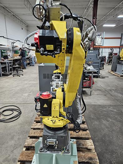 Used Fanuc M-20ia Industrial Robot with R-30ia Controller