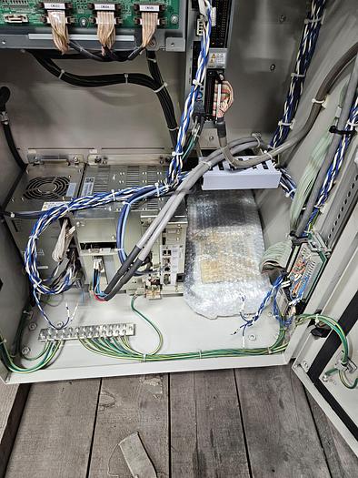 Used Yaskawa Motoman MA1400 With DX100 Controller and Miller Auto Axcess 450