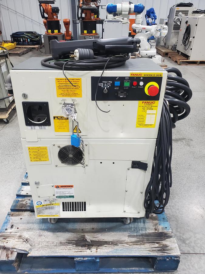 Used Fanuc M-900ia/260L Industrial Robot With R-30ib Controller