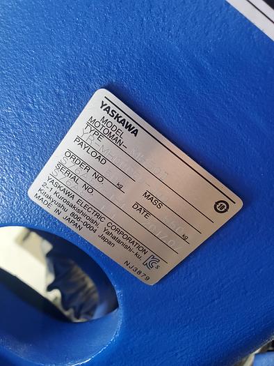 Used Yaskawa Motoman MH50II Industrial Robot With DX200 Controller