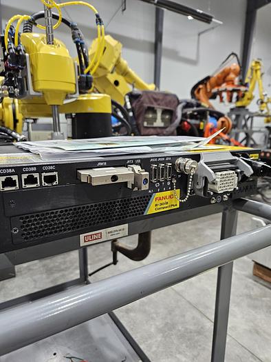 Used 2021 Fanuc SR-3ia