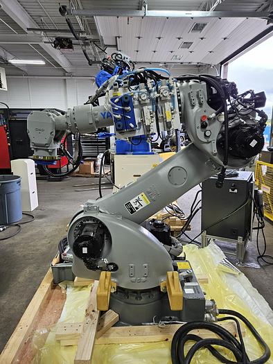 Used Yaskawa Motoman MH180 Industrial Robot With DX200 Controller