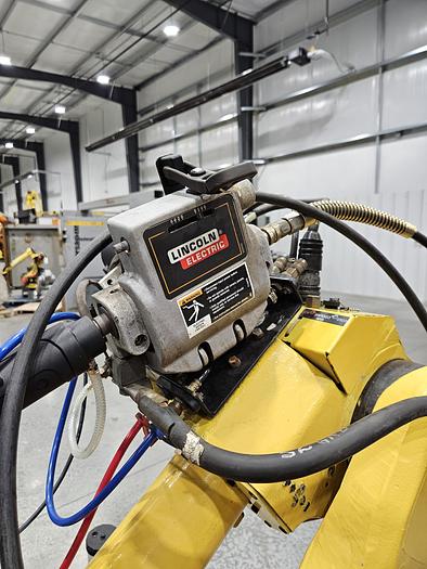 Used Fanuc Arcmate 100ic/6L Industrial Robot With R-30ib Controller