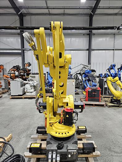 Used Fanuc M-410ic/315 Industrial Palletizing Robot With R-30ib Plus Controller
