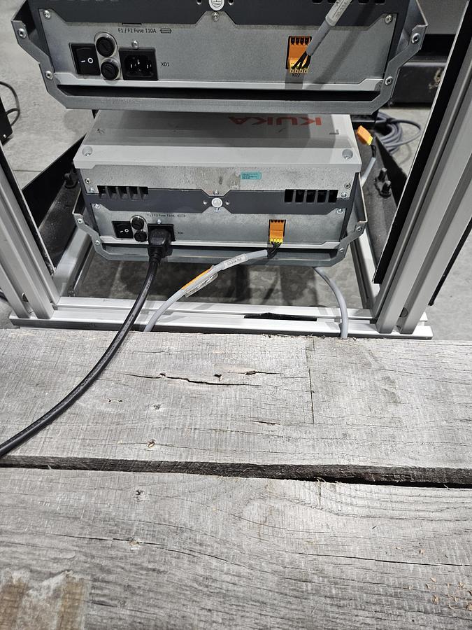 Used KUKA KR10 R1100-2HO Food Grade Industrial Robot With KRC5 Micro Controller