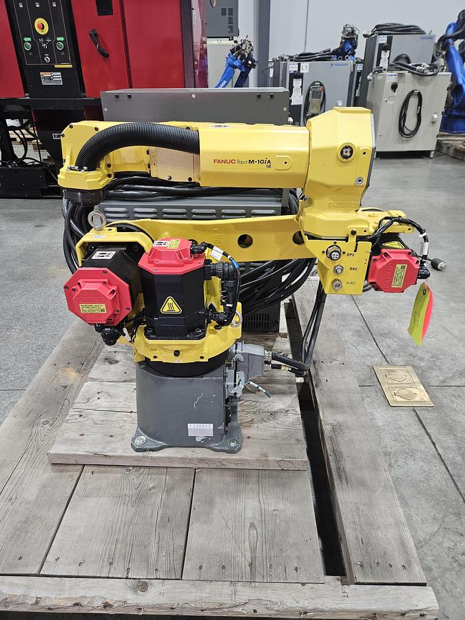 Used Fanuc M-10ia/12 Industrial Robot With R-30ib Controller