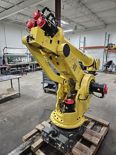 Used Fanuc R-2000ib/200R Industrial Robot With R-30ia Controller