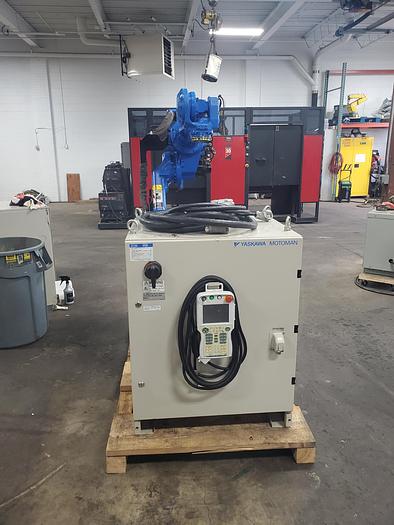 Used Yaskawa Motoman MH80 With DX100 Controller