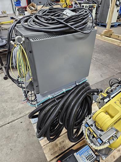 Used Fanuc LR Mate 200iD/7L Industrial Robot With R-30ib Plus Controller 