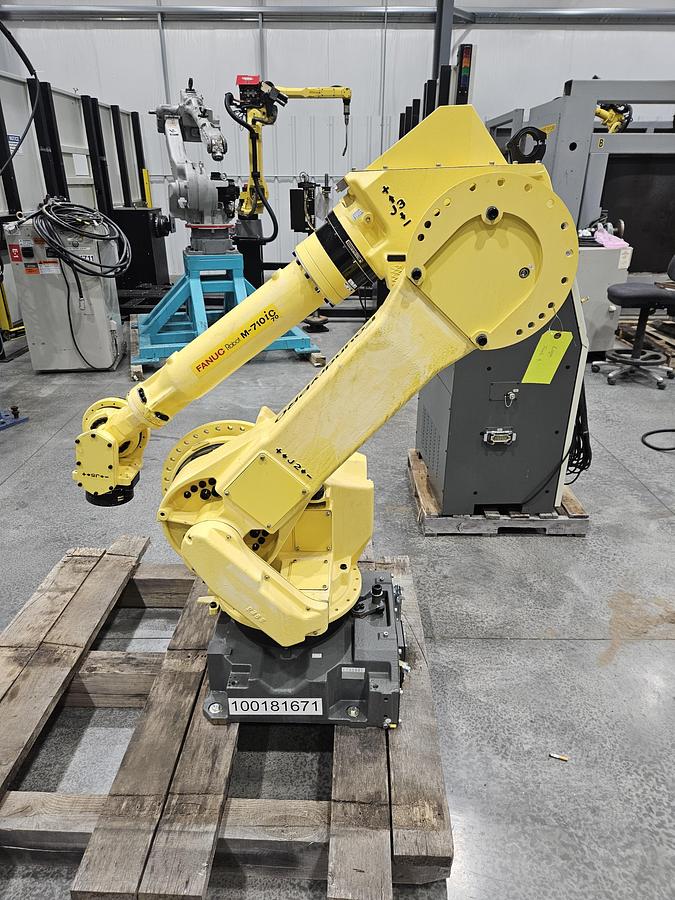 Used FANUC M-710ic/70 Industrial Robot With R-30ia Controller