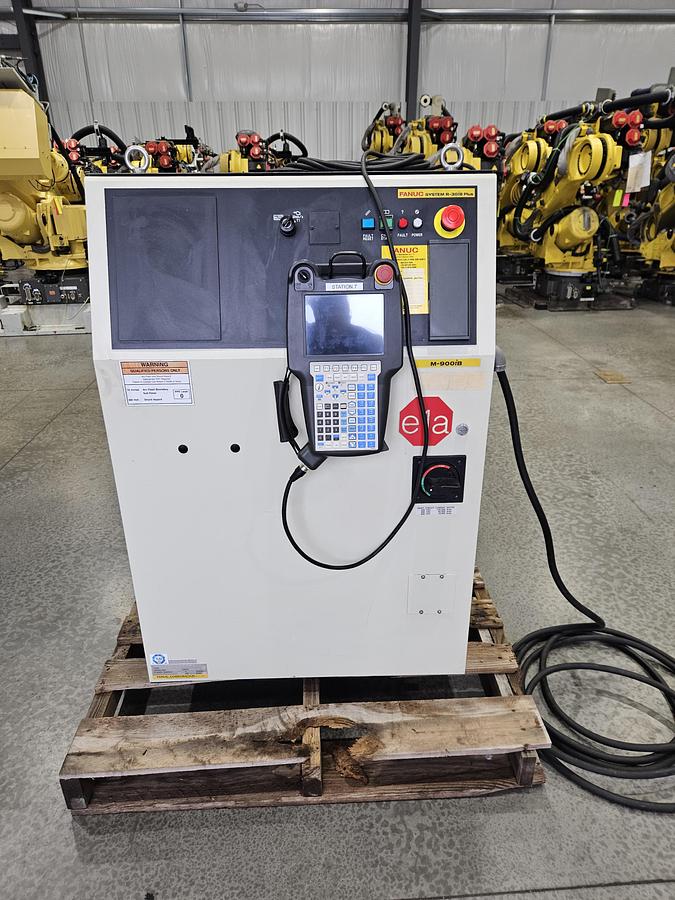 Used Fanuc M-900ib/700 Industrial Robot With R-30ib Plus Controller