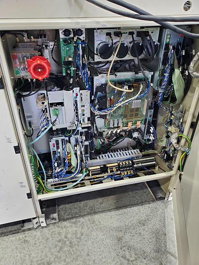 Used Yaskawa Motoman MH50 Industrial Robot With DX100 Controller