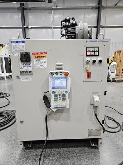 Used Yaskawa Motoman ES165D Industrial Robot With DX100 Controller