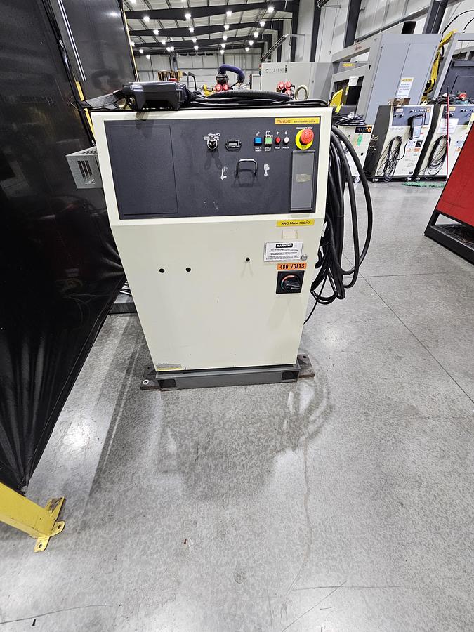 Used Complete FANUC Robotic Welding Cell W/ FANUC Arcmate 100ic/6l R-30ia Controller and Dual Tilt Rotate Positioners