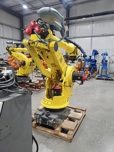 Used 2012 Fanuc M-900ia/260L Industrial Robot With R-30ia Controller