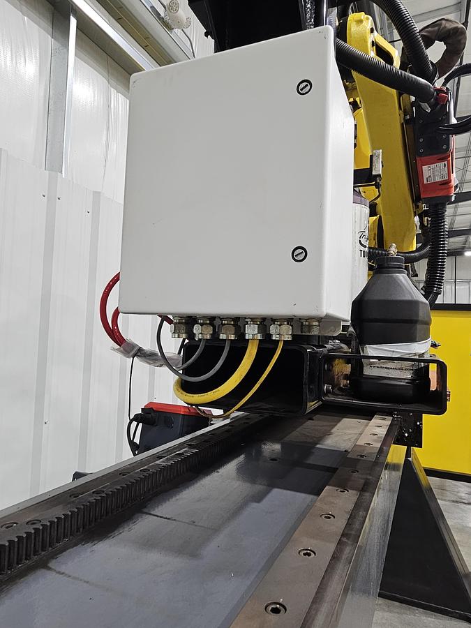 Used FANUC Robotic Welding Cell W/ FANUC 120ic/R-30ib Tracks and Safety