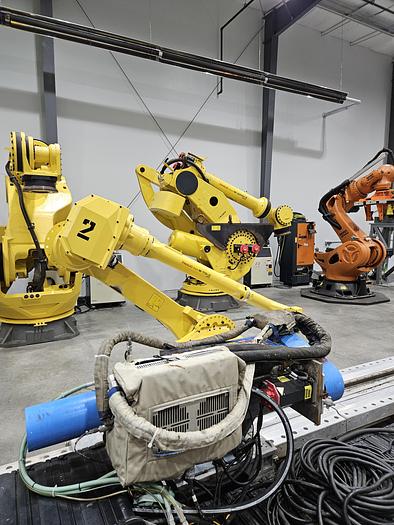 Used Dual Fanuc M-710ic/20L Industrial Robot System With 35' Track